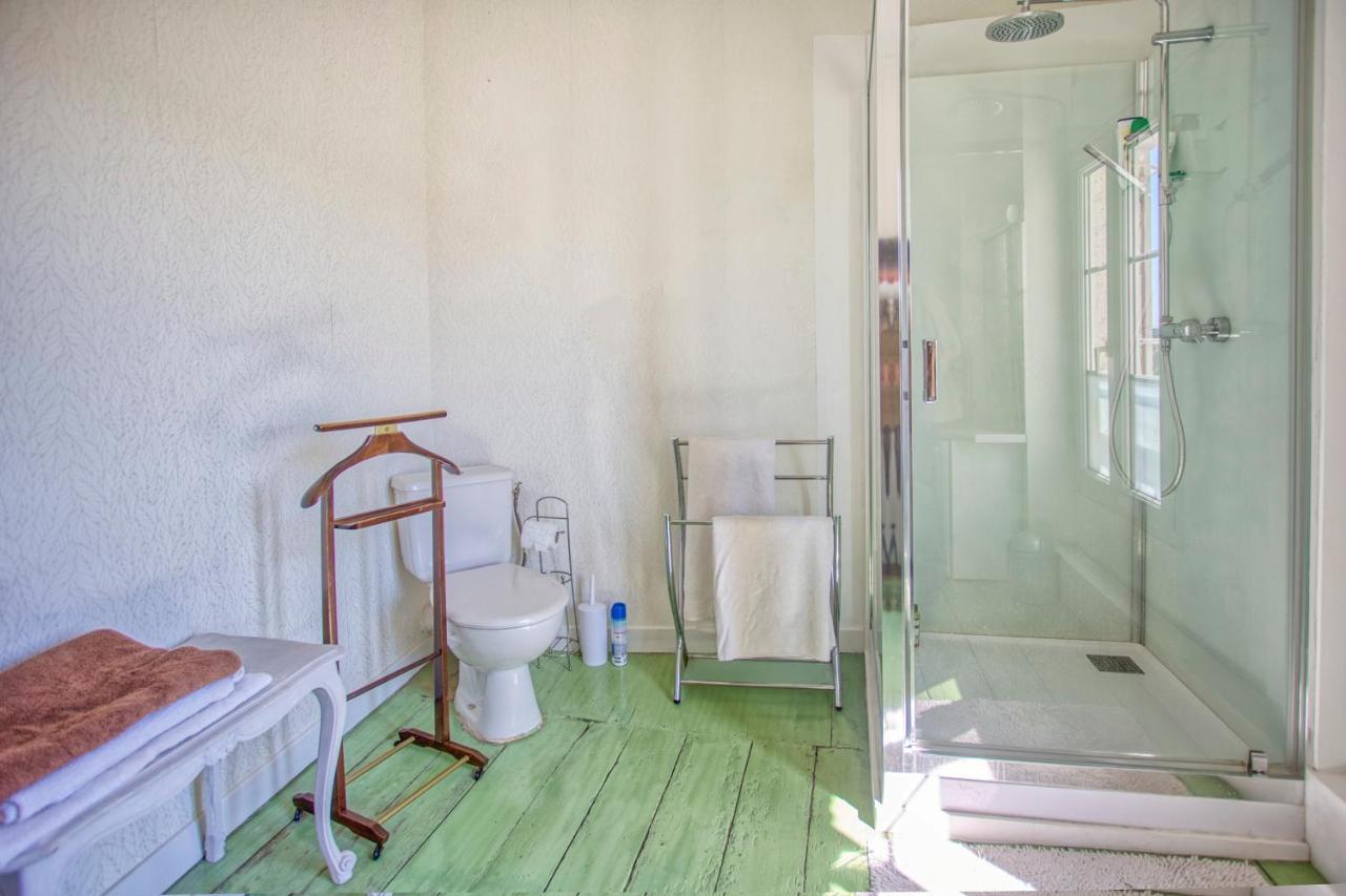 Laferriere Bed & Breakfast Angoulême Екстериор снимка
