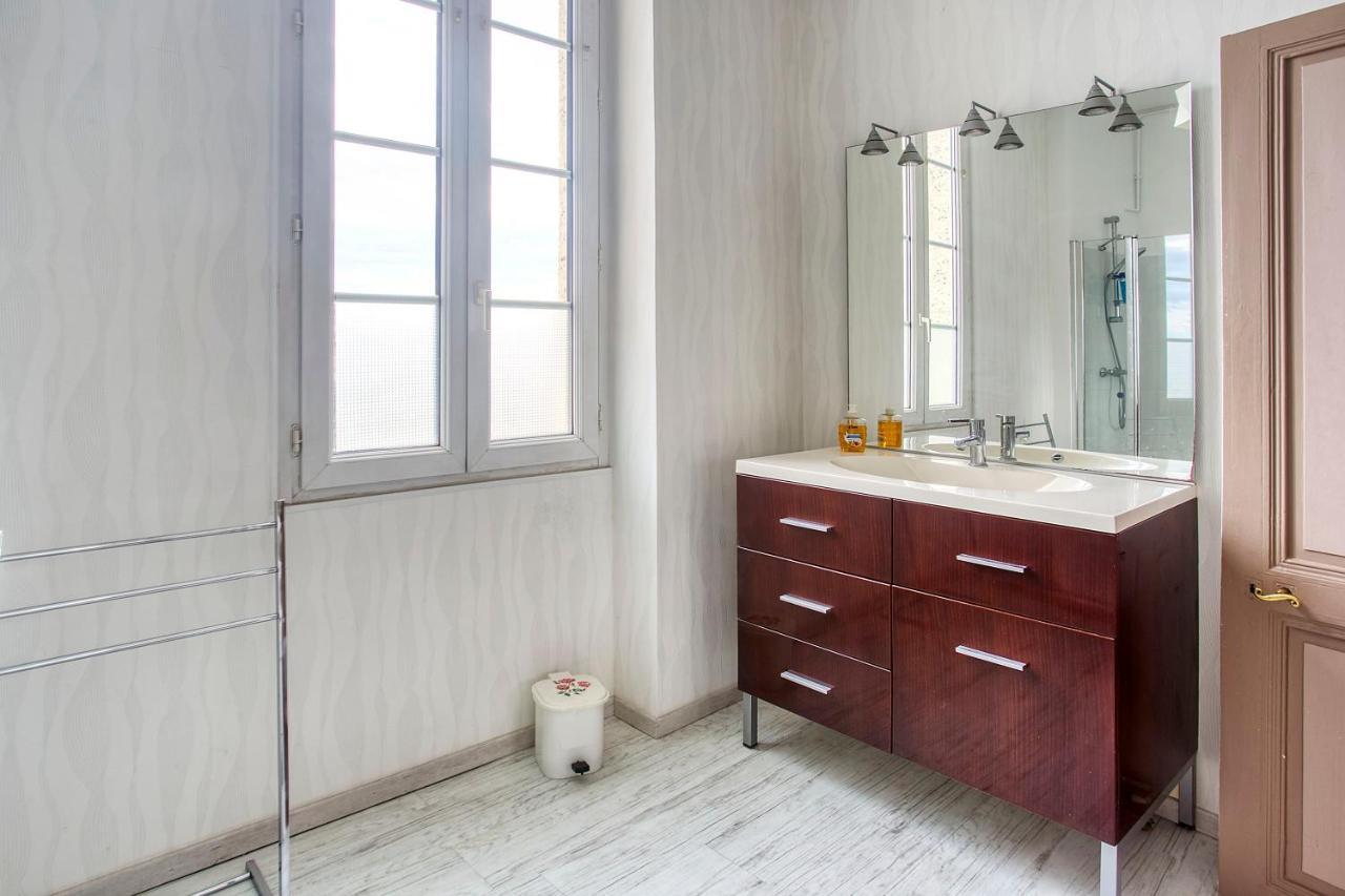 Laferriere Bed & Breakfast Angoulême Екстериор снимка