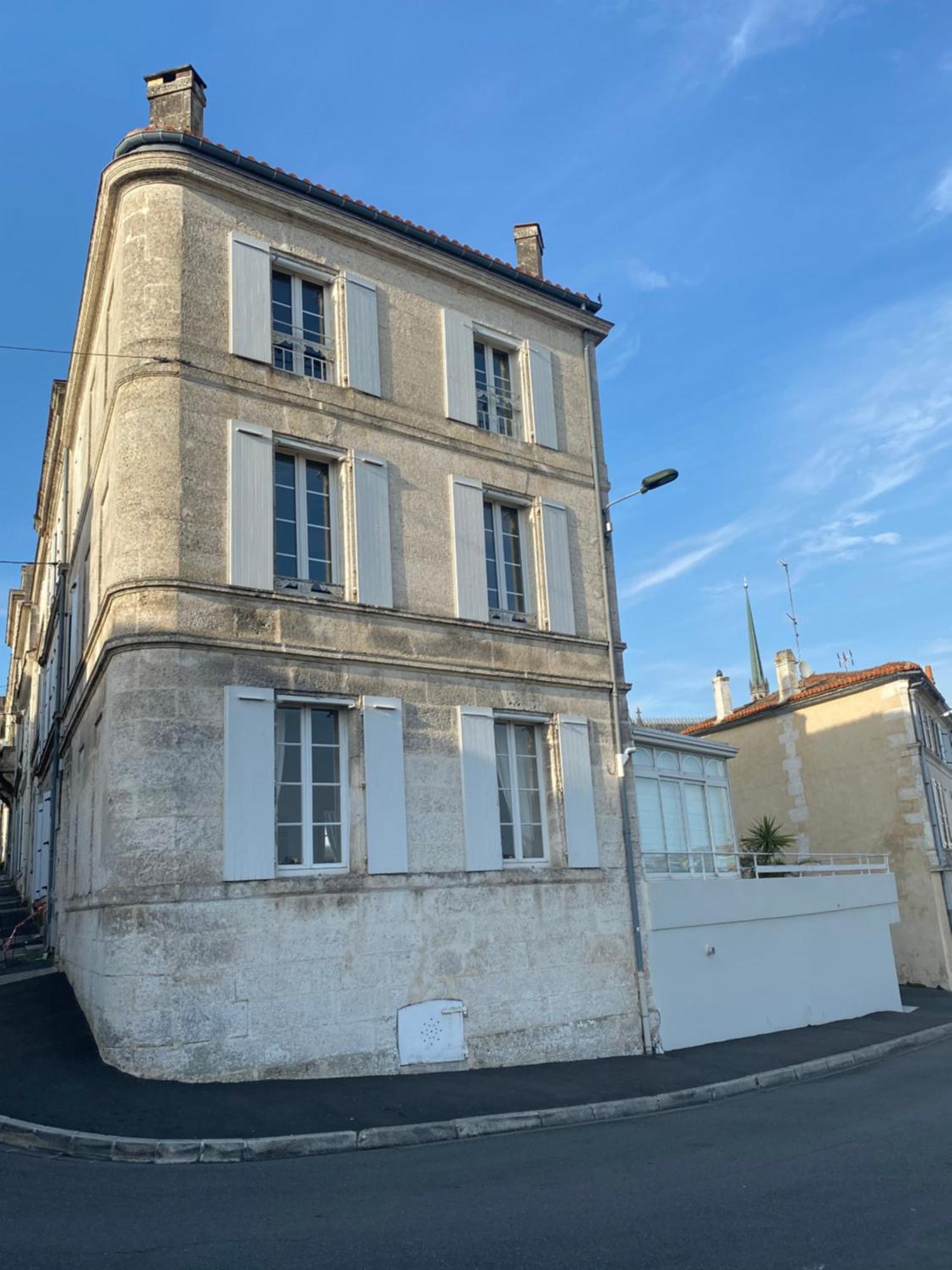 Laferriere Bed & Breakfast Angoulême Стая снимка